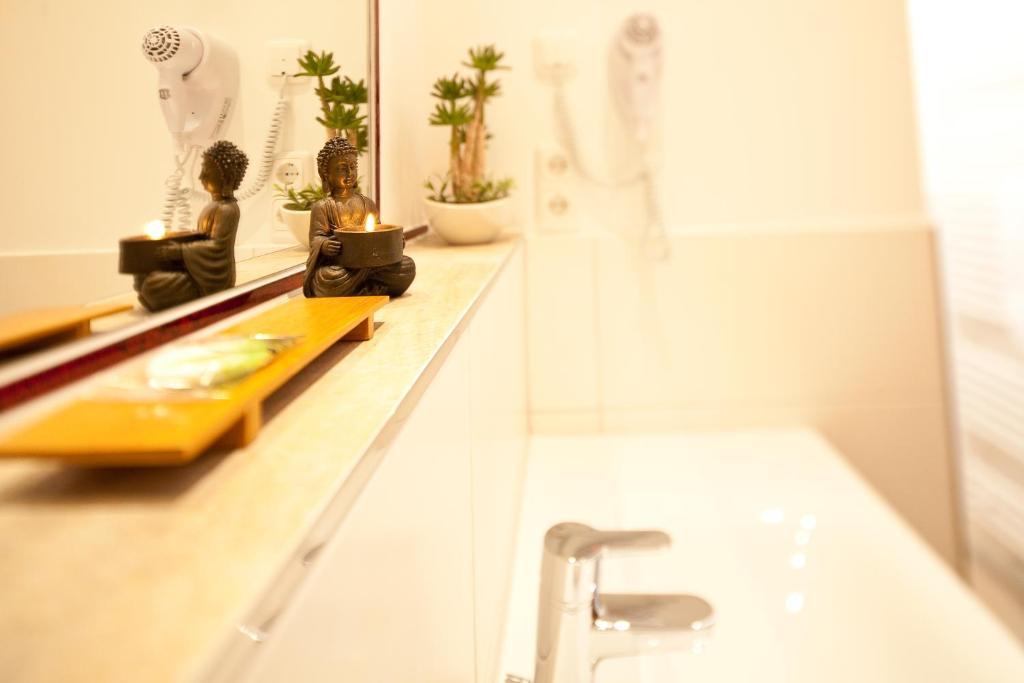 Hotel Roemerstadt ゲルストホーフェン 部屋 写真