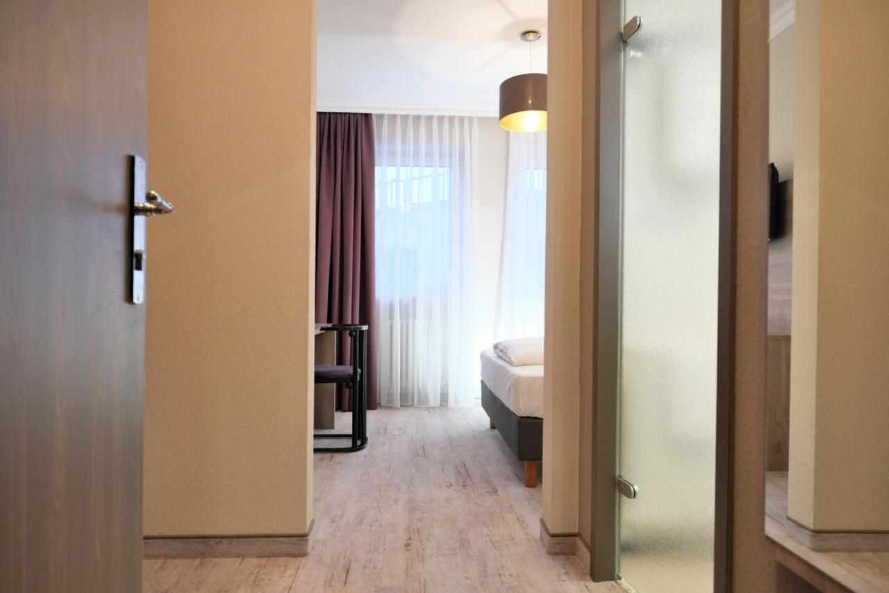 Hotel Roemerstadt ゲルストホーフェン エクステリア 写真