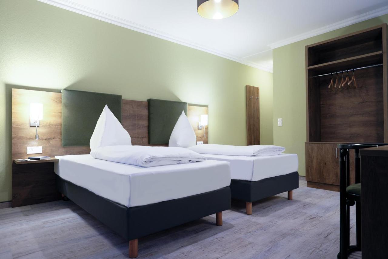Hotel Roemerstadt ゲルストホーフェン エクステリア 写真